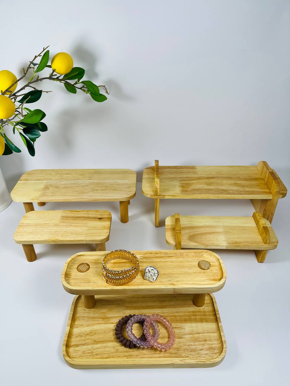 رایزر چوبی وارداتی – استایل و کیفیت در نمایش محصولات و دکور